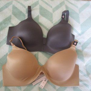 Victoria's Secret Wireless Bras Size 36C~NWT!!